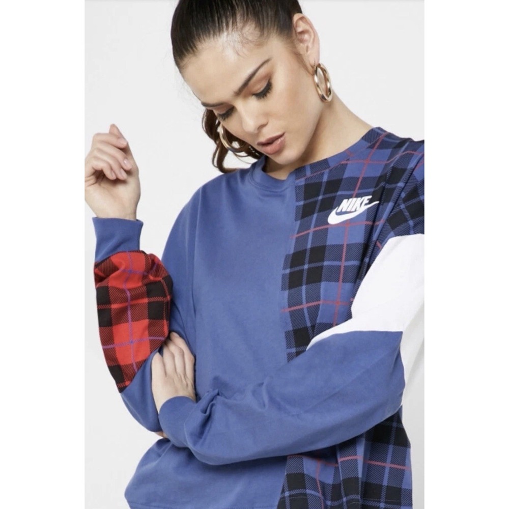 Nike Women's Plaid Colorblock Sportswear Long Sleeve Crew Top Organic Cotton M